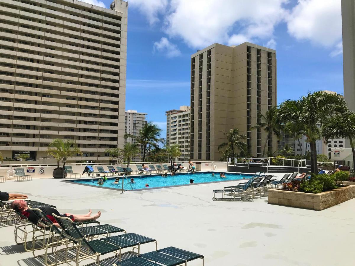 Renovated Ocean View Suite, Near Beach, Free Parking Honolulu Bagian luar foto