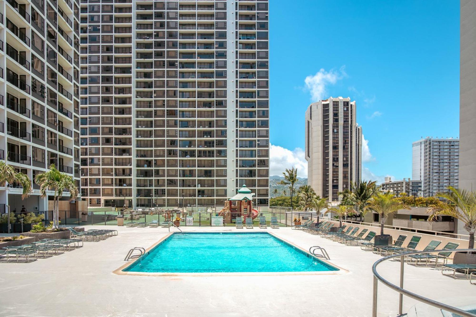 Renovated Ocean View Suite, Near Beach, Free Parking Honolulu Bagian luar foto